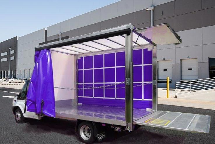 Luton curtain-side with tail-lift