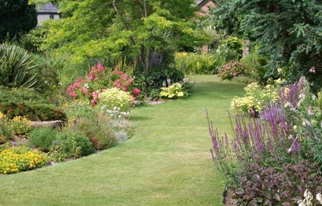 Bluebell Cottage Gardens